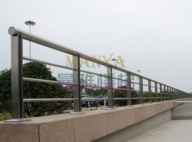 不銹鋼穿管橋梁欄桿 MH-Q15